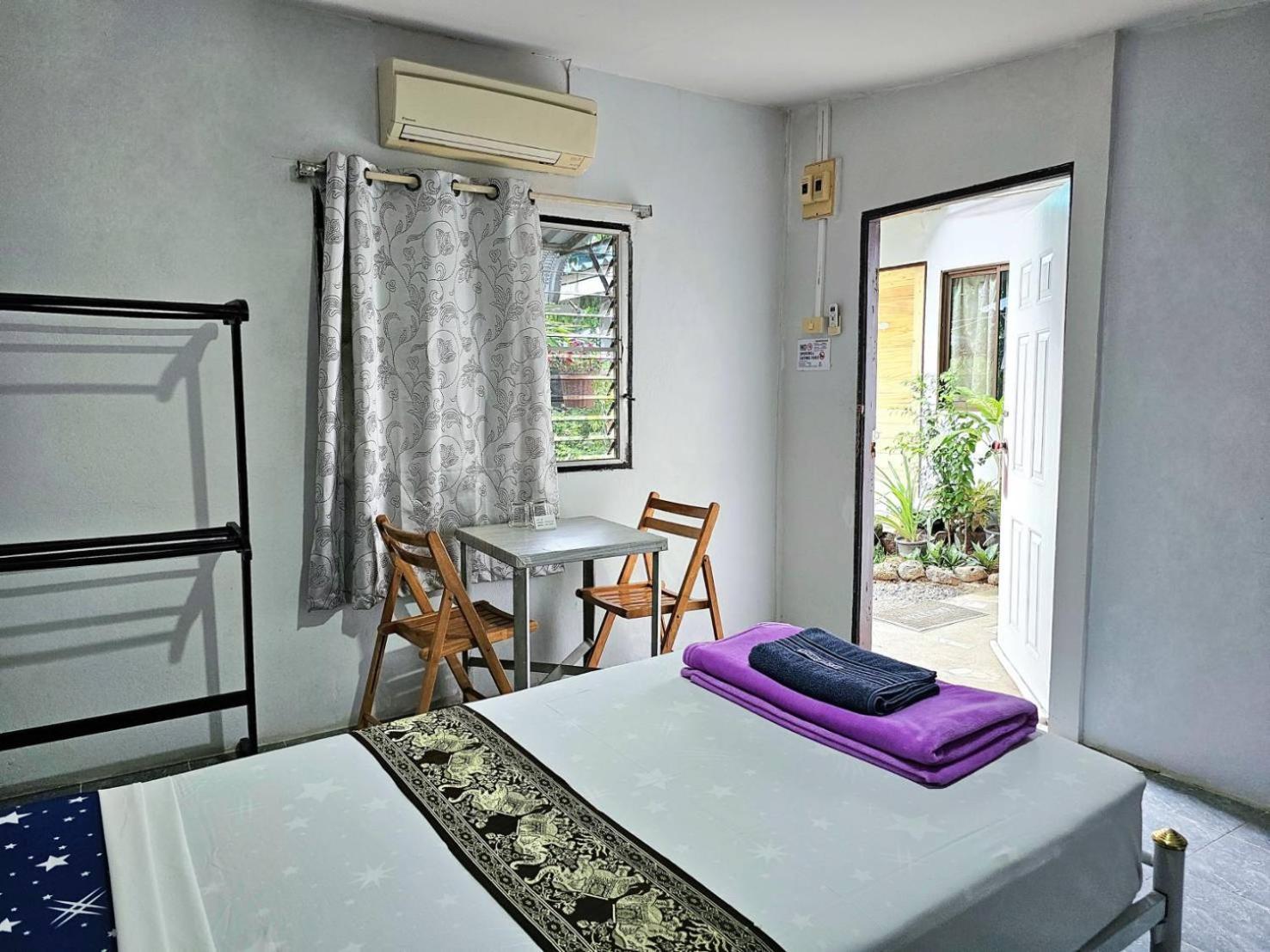 P.California Inter Hostel Nang Rong Exteriér fotografie