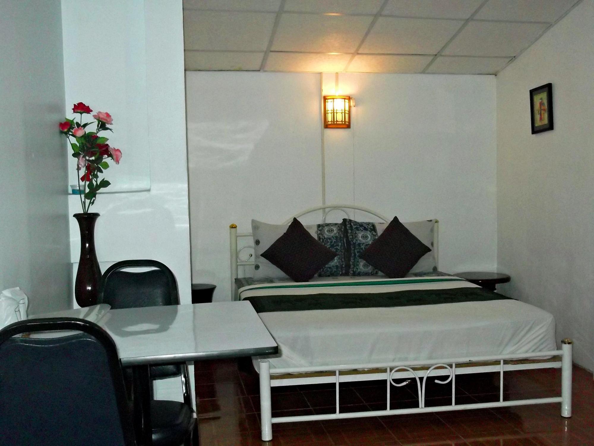 P.California Inter Hostel Nang Rong Exteriér fotografie